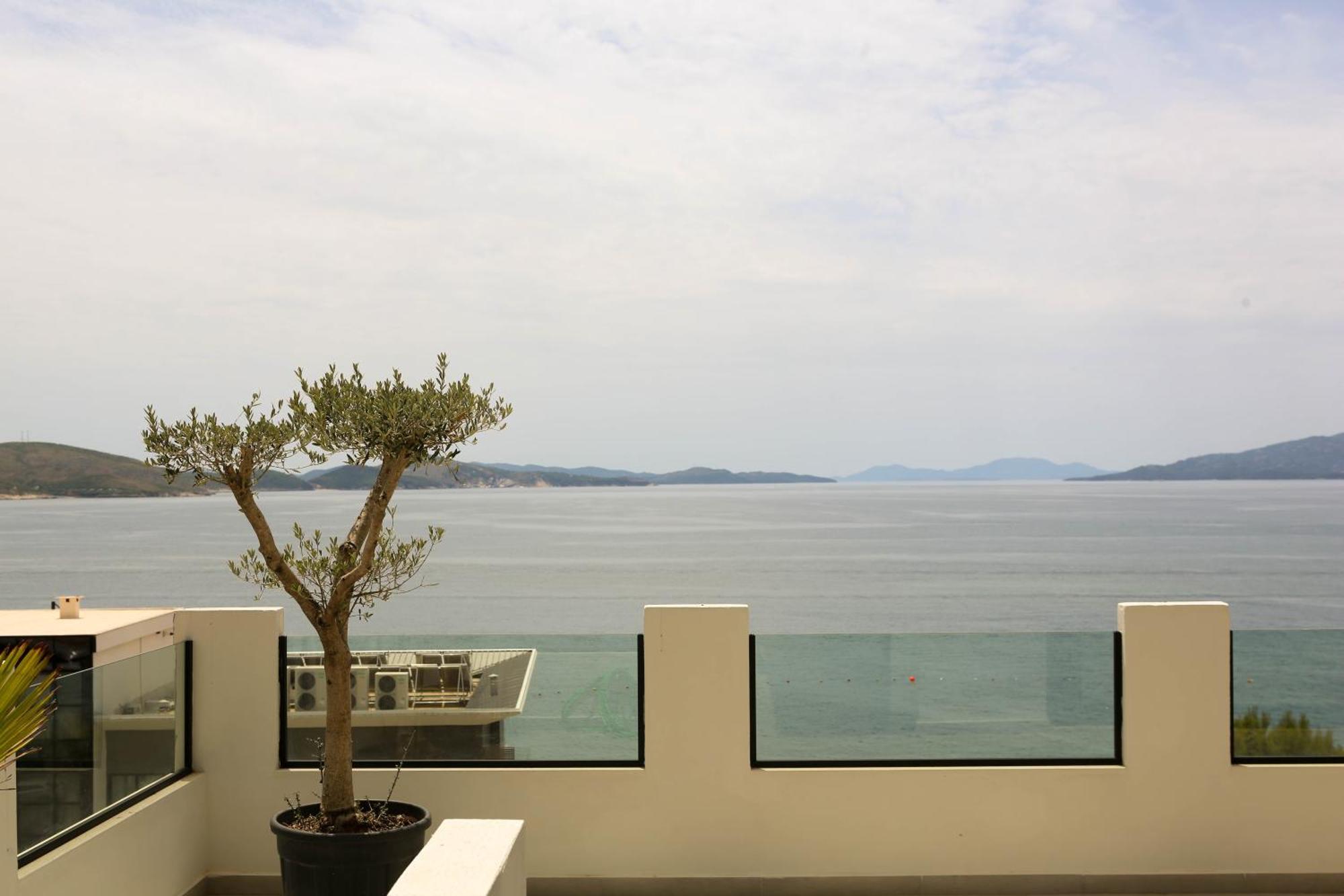 Matias Apartments Sarande Exterior photo